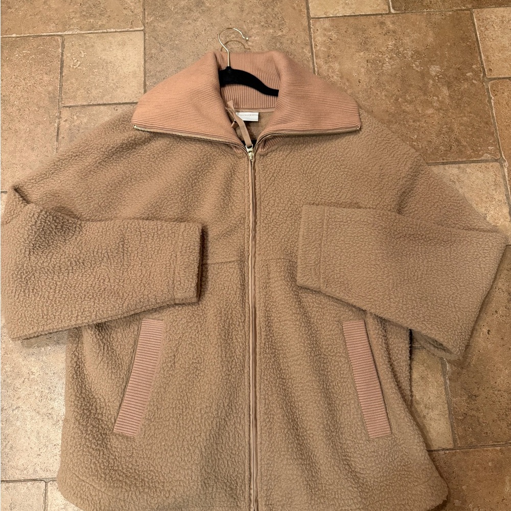 Varley Olivia Cozy Tan Fleece Jacket